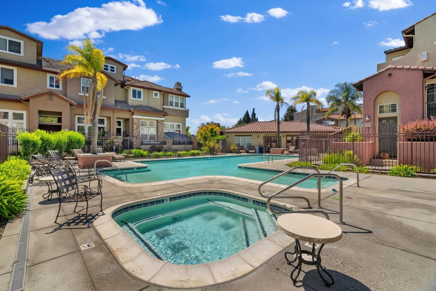 Detail Gallery Image 18 of 25 For 1437 Marcello Dr, San Jose,  CA 95131 - 2 Beds | 2/1 Baths