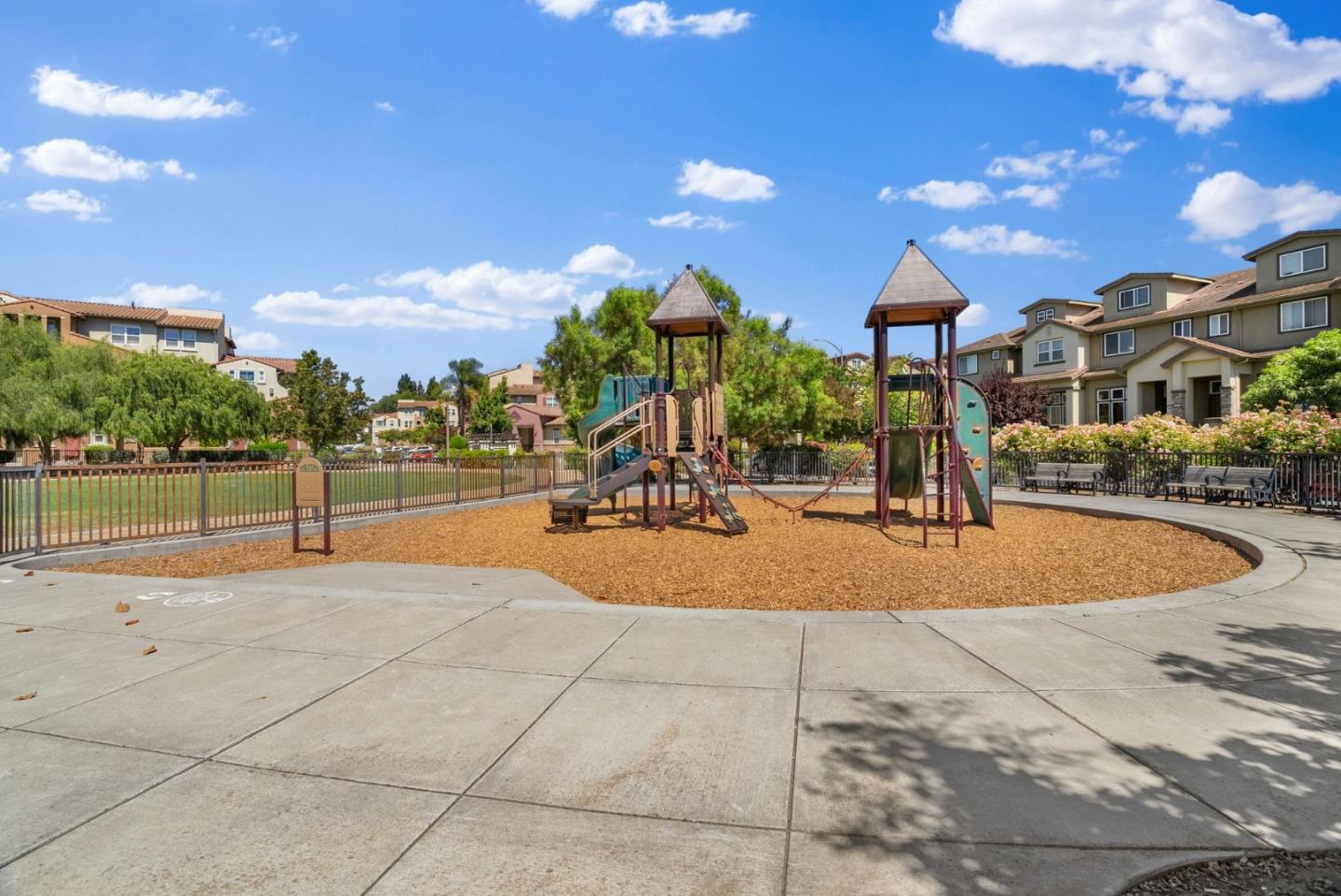 Detail Gallery Image 21 of 25 For 1437 Marcello Dr, San Jose,  CA 95131 - 2 Beds | 2/1 Baths