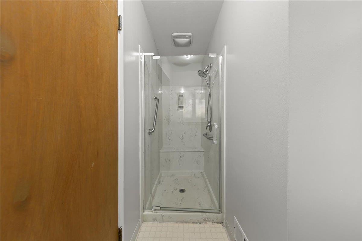 Detail Gallery Image 19 of 24 For 1687 Dalehurst Ave, Los Altos,  CA 94024 - 3 Beds | 2 Baths