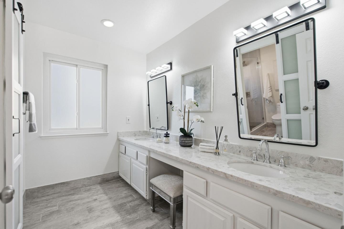 Detail Gallery Image 20 of 29 For 313 Clifton Ave, San Carlos,  CA 94070 - 5 Beds | 3/1 Baths