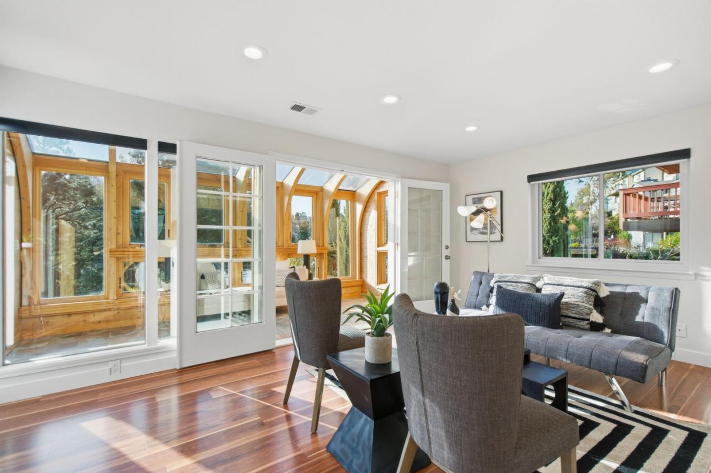 Detail Gallery Image 22 of 29 For 313 Clifton Ave, San Carlos,  CA 94070 - 5 Beds | 3/1 Baths