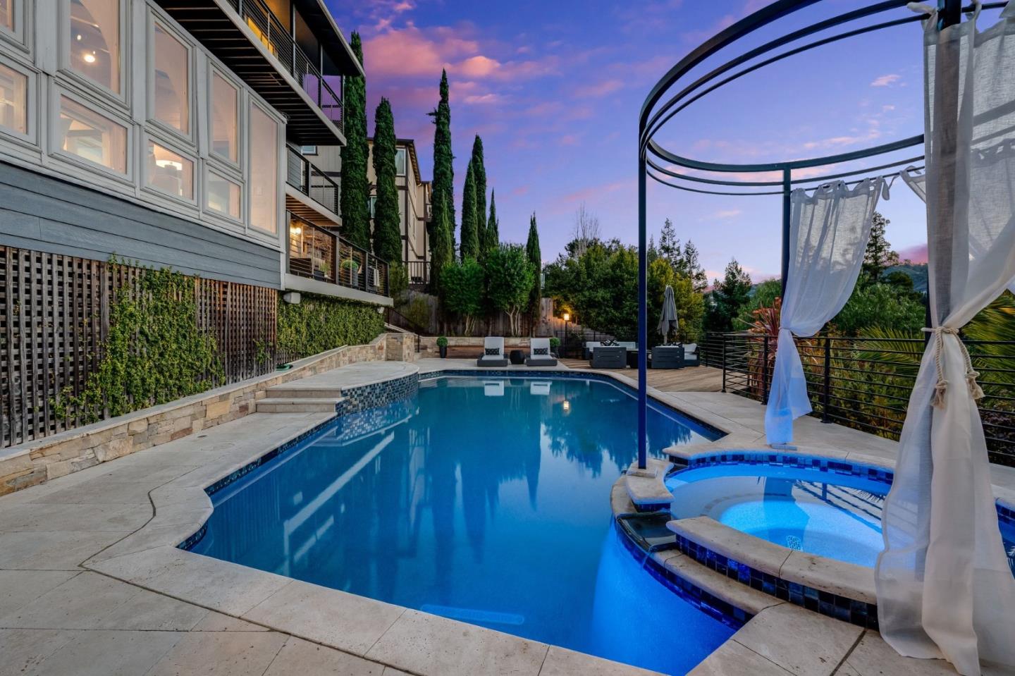 Detail Gallery Image 29 of 29 For 313 Clifton Ave, San Carlos,  CA 94070 - 5 Beds | 3/1 Baths