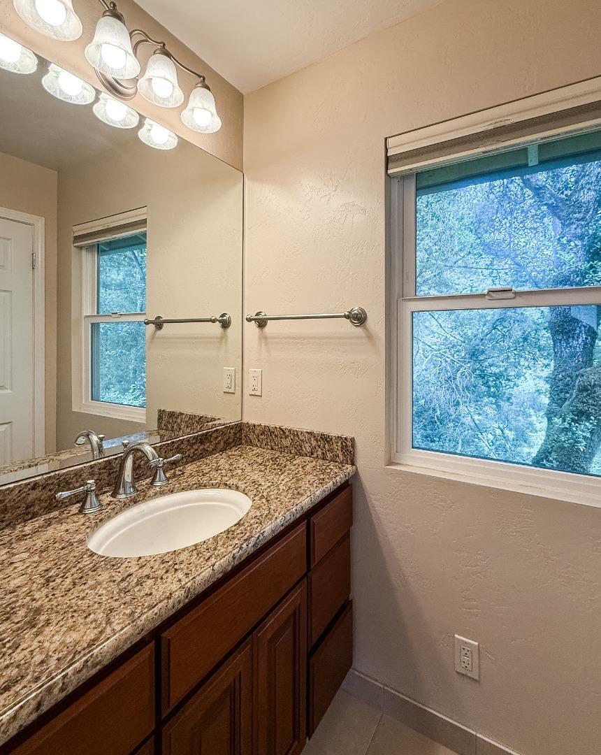 Detail Gallery Image 11 of 14 For 56 Lodge Hts, Soquel,  CA 95073 - 2 Beds | 1 Baths