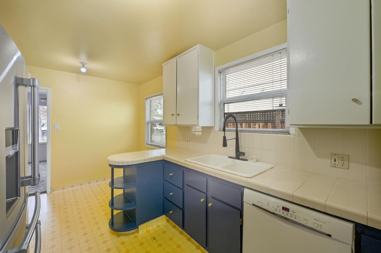 Detail Gallery Image 4 of 21 For 1234 Sandra Dr, San Jose,  CA 95125 - 3 Beds | 2 Baths