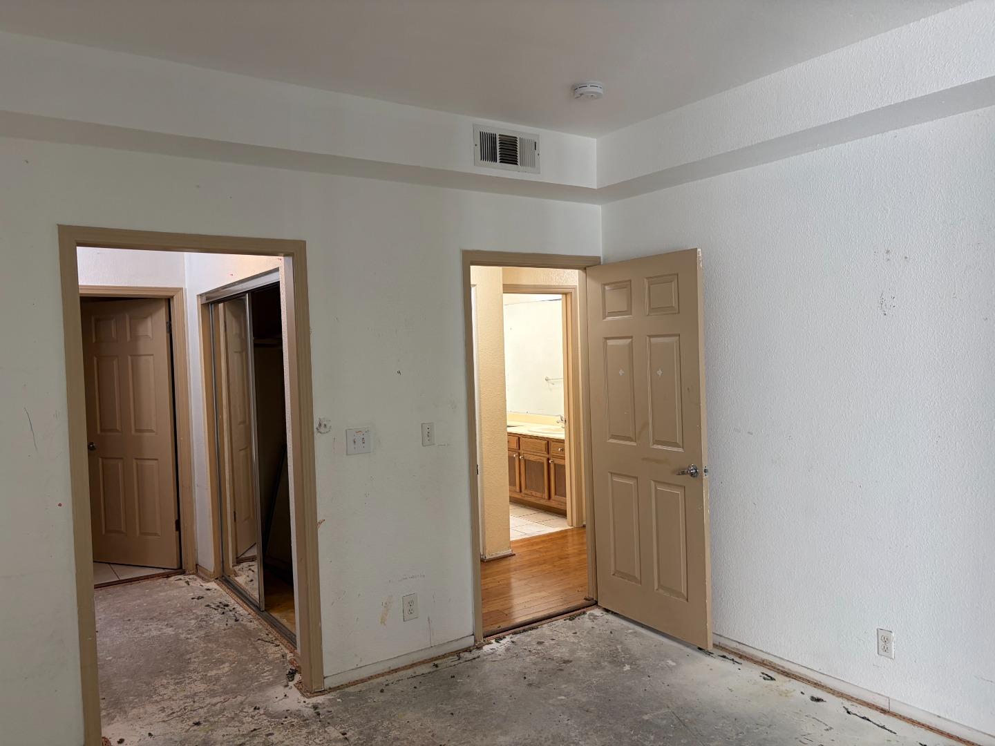 Detail Gallery Image 18 of 19 For 1400 El Camino Real #122,  South San Francisco,  CA 94080 - 2 Beds | 2 Baths