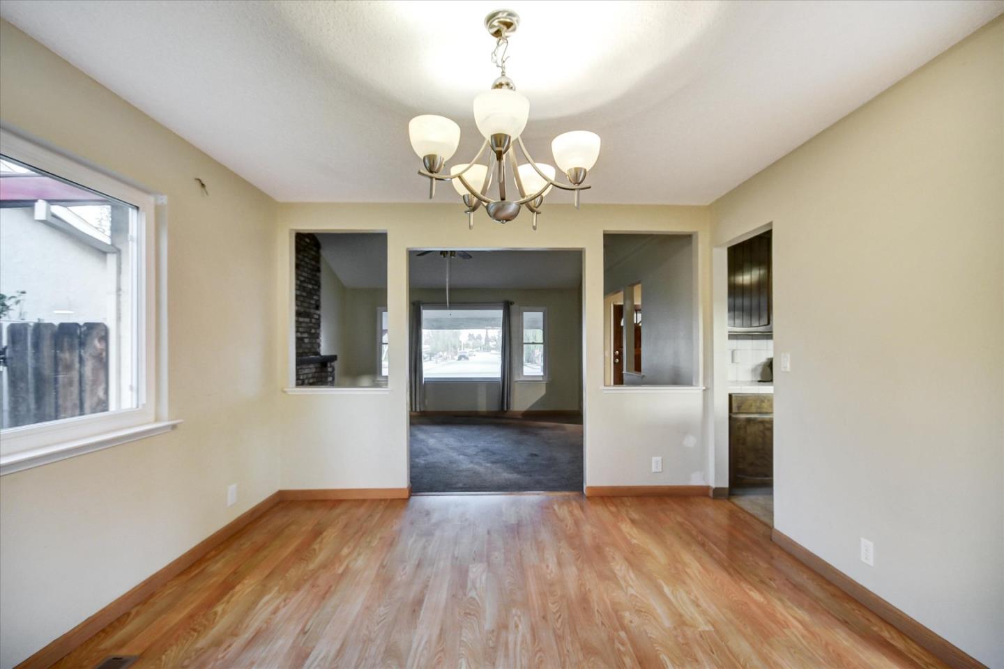 Detail Gallery Image 20 of 29 For 6595 Princevalle St, Gilroy,  CA 95020 - 4 Beds | 2/1 Baths