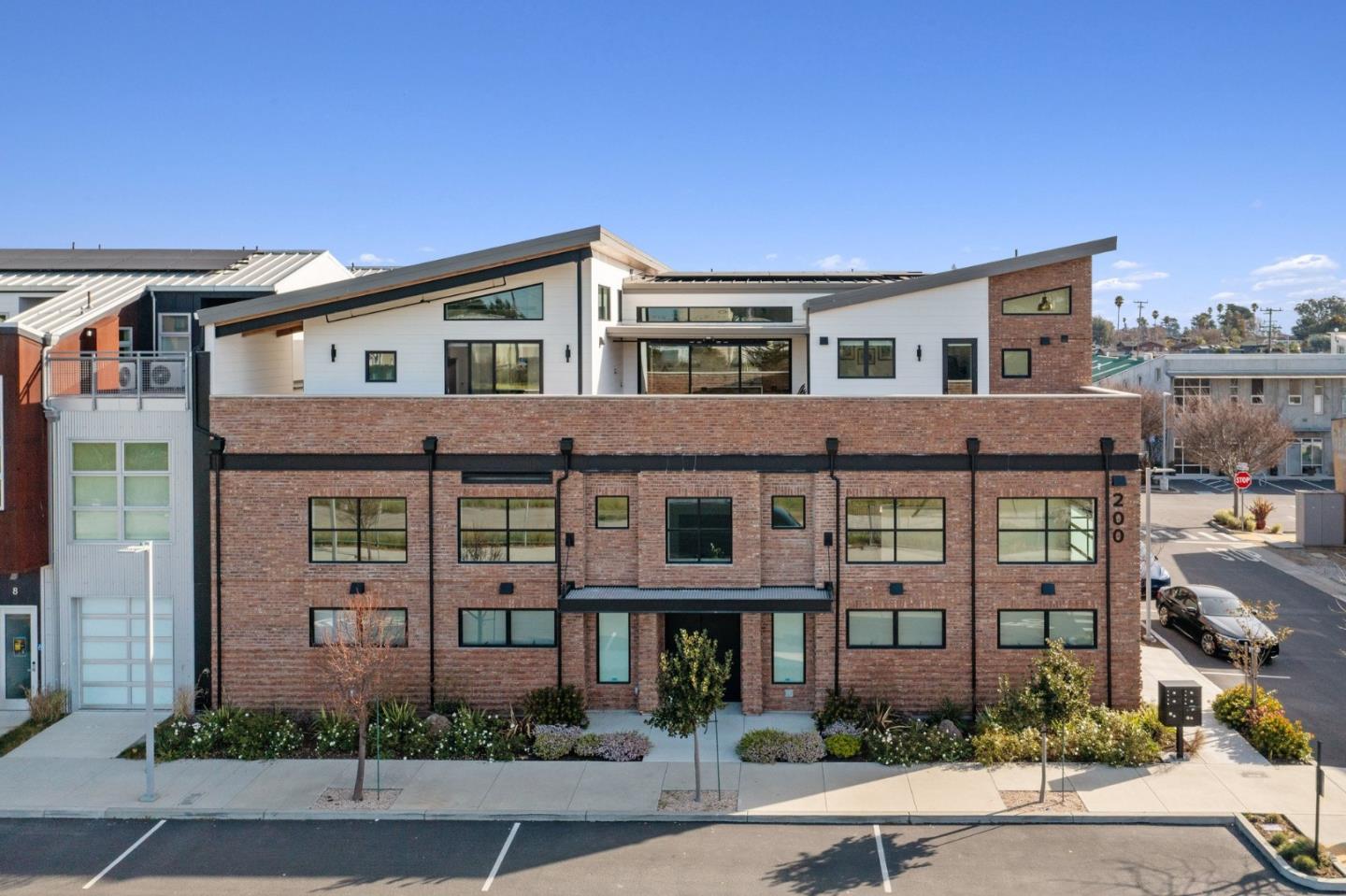 Detail Gallery Image 5 of 10 For 200 Panetta Ave #1,  Santa Cruz,  CA 95060 - – Beds | – Baths