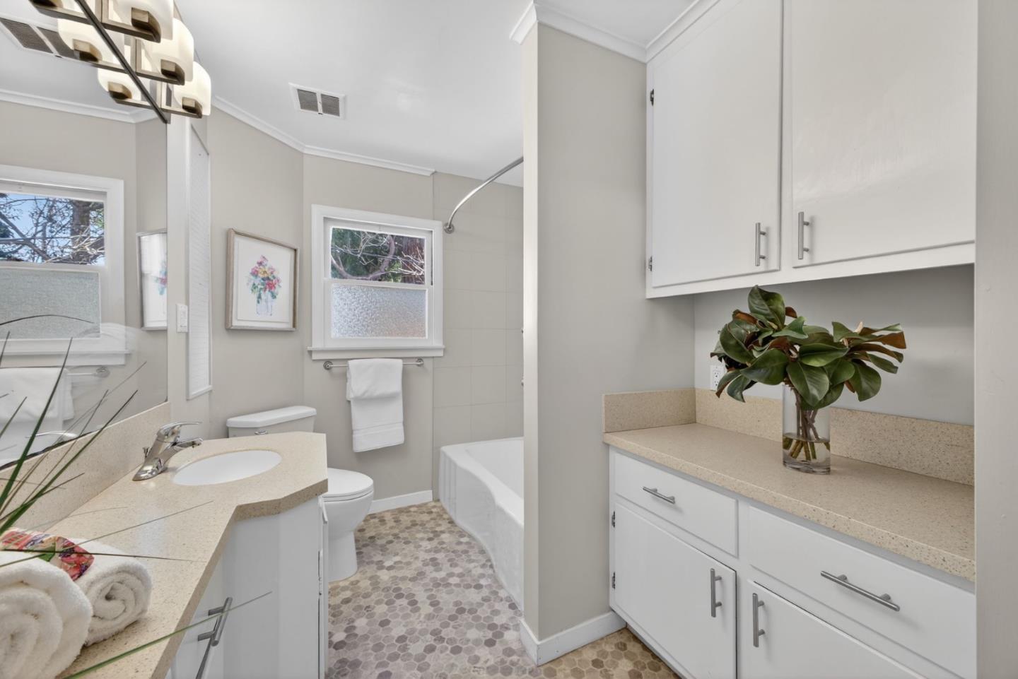 Detail Gallery Image 22 of 35 For 3 Vera Ct, Redwood City,  CA 94061 - 3 Beds | 2 Baths