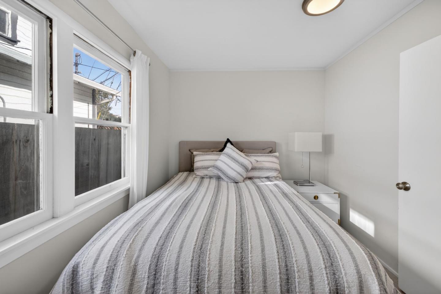 Detail Gallery Image 25 of 35 For 3 Vera Ct, Redwood City,  CA 94061 - 3 Beds | 2 Baths