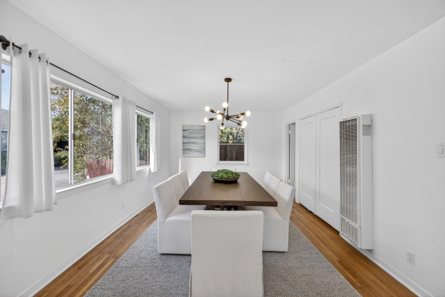 Detail Gallery Image 8 of 35 For 3 Vera Ct, Redwood City,  CA 94061 - 3 Beds | 2 Baths