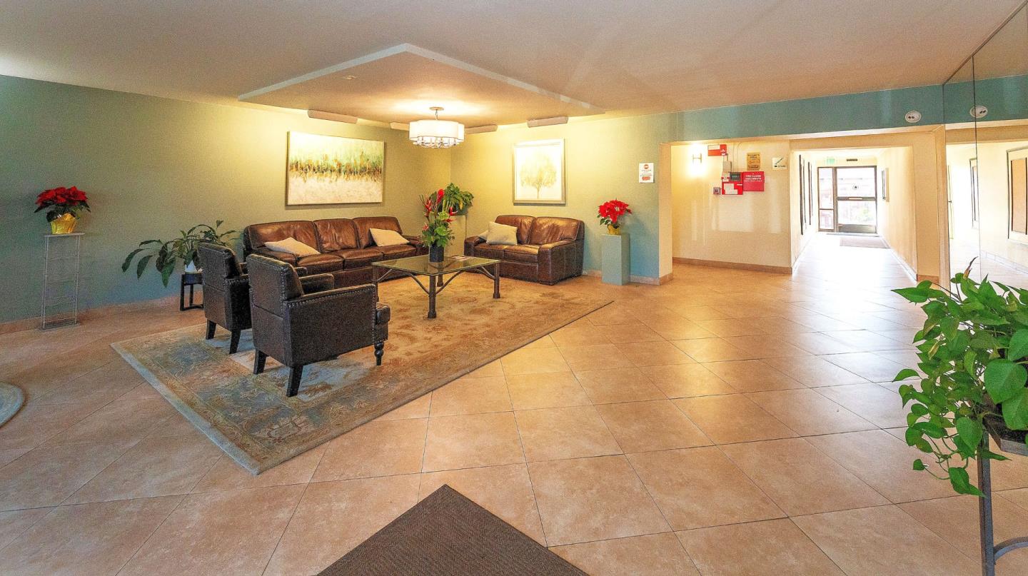 Detail Gallery Image 13 of 15 For 1700 Civic Center Dr #314,  Santa Clara,  CA 95050 - 1 Beds | 1 Baths