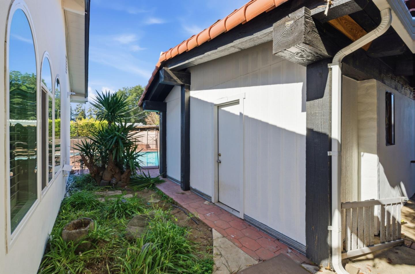 Detail Gallery Image 31 of 45 For 2167 Emory St, San Jose,  CA 95128 - 3 Beds | 2 Baths