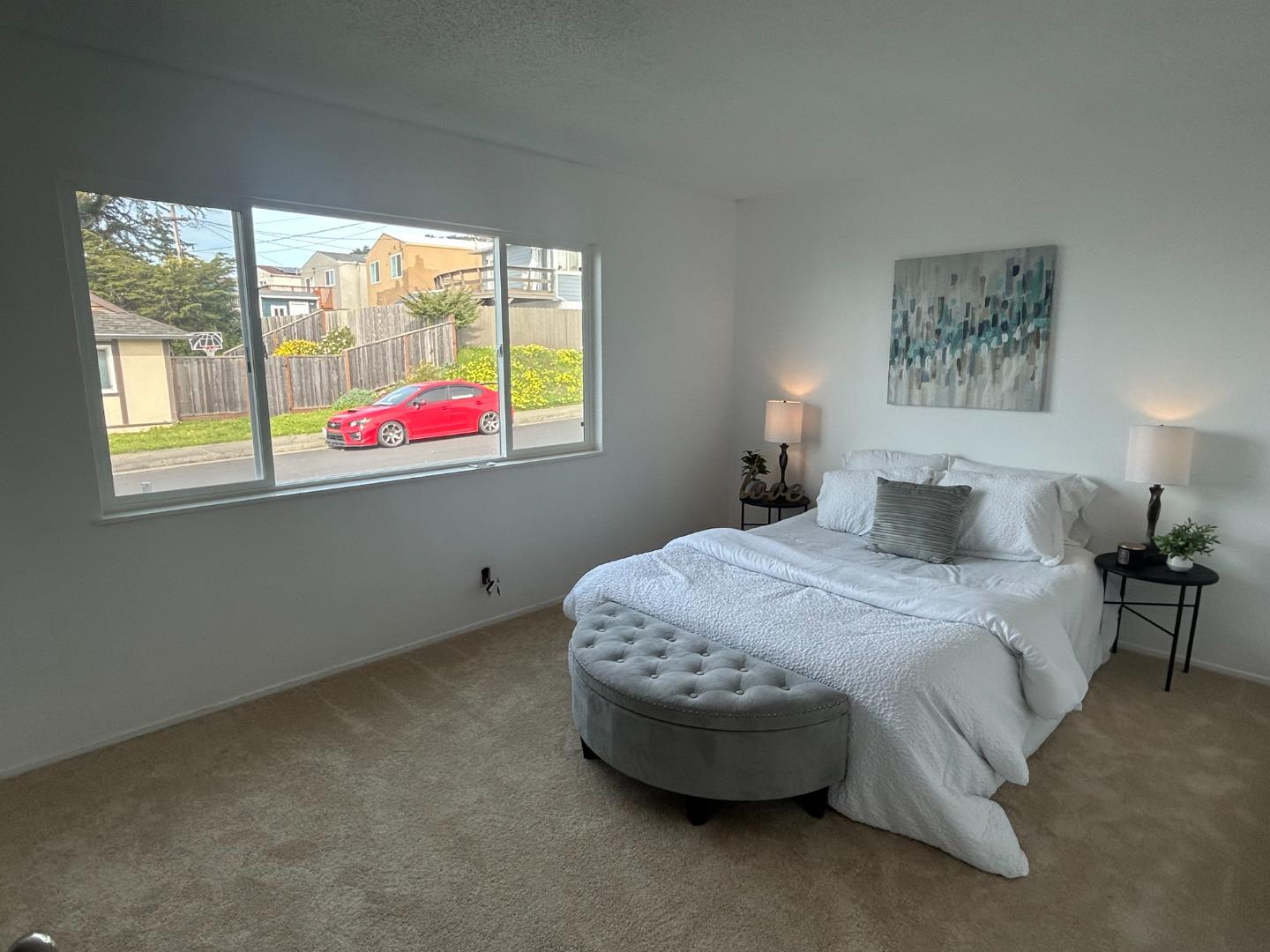Detail Gallery Image 14 of 23 For 265 Crestmoor Cir, Pacifica,  CA 94044 - 3 Beds | 1/1 Baths