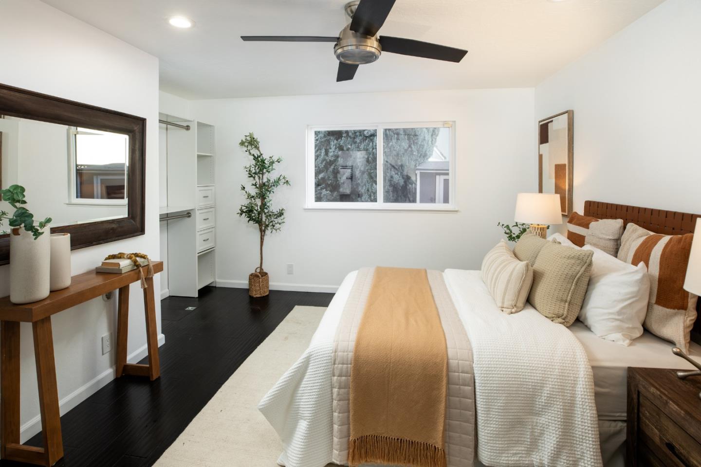 Detail Gallery Image 15 of 46 For 3594 Sunnymead Ct, San Jose,  CA 95117 - 5 Beds | 3 Baths