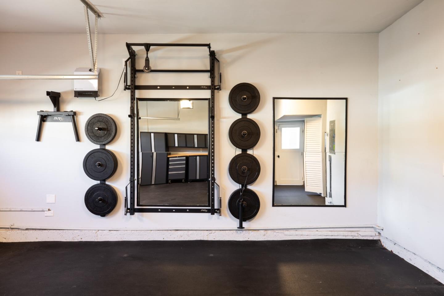 Detail Gallery Image 35 of 46 For 3594 Sunnymead Ct, San Jose,  CA 95117 - 5 Beds | 3 Baths