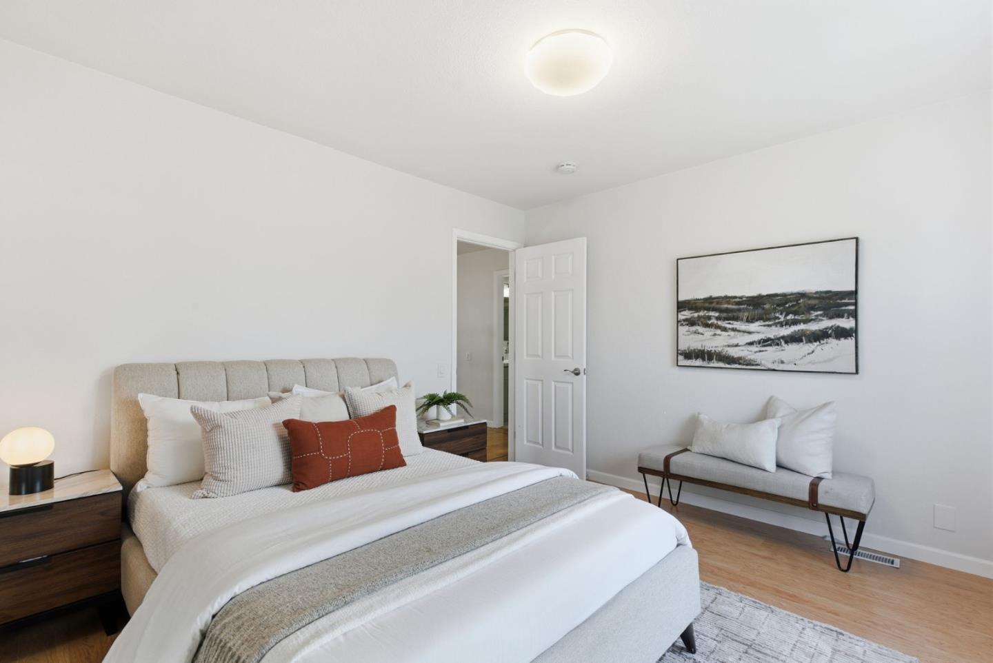 Detail Gallery Image 19 of 28 For 517 Martinique Dr, Redwood City,  CA 94065 - 4 Beds | 3 Baths