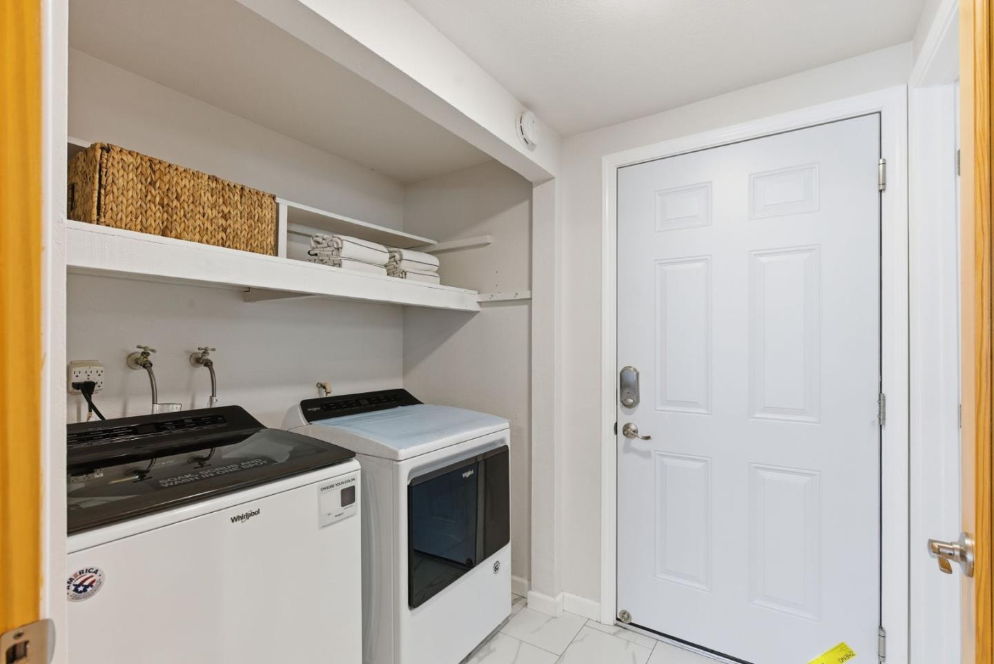 Detail Gallery Image 22 of 28 For 517 Martinique Dr, Redwood City,  CA 94065 - 4 Beds | 3 Baths