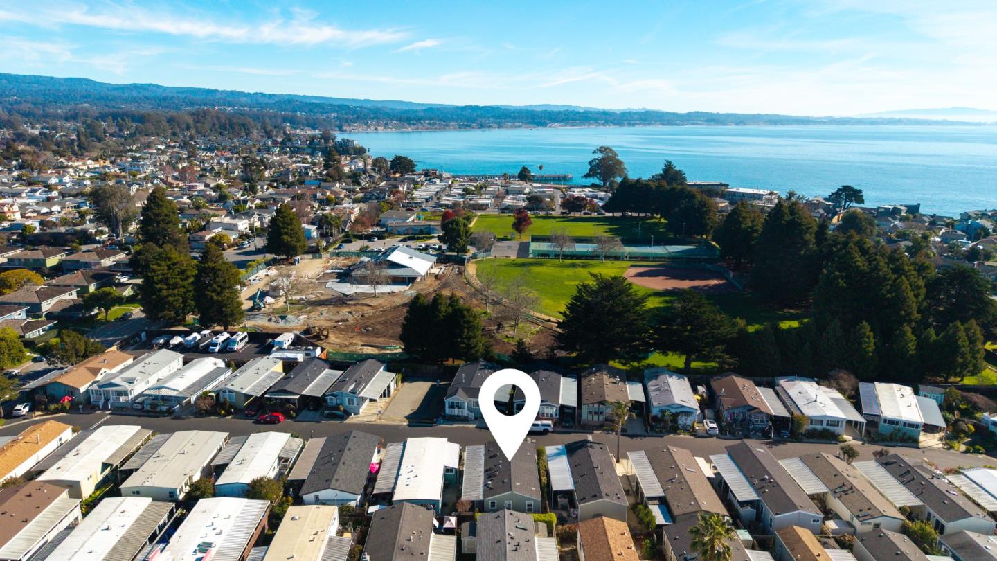 Detail Gallery Image 3 of 40 For 4160 Jade St #50,  Capitola,  CA 95010 - 2 Beds | 2 Baths