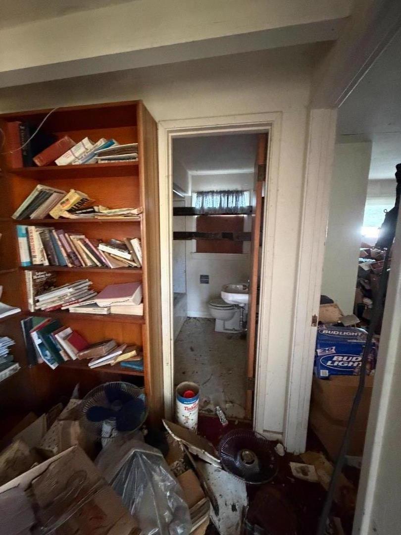 Detail Gallery Image 8 of 15 For 6070 Skyline Dr, El Sobrante,  CA 94803 - 1 Beds | 1 Baths