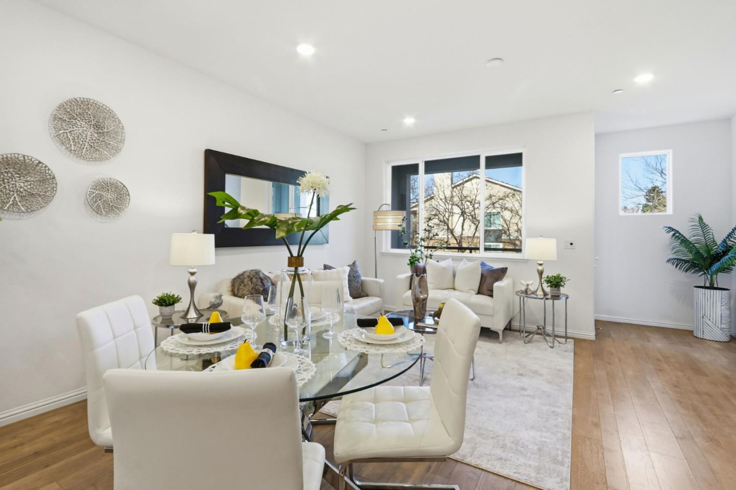 Detail Gallery Image 12 of 41 For 2580 Gimelli Way, San Jose,  CA 95133 - 3 Beds | 3 Baths