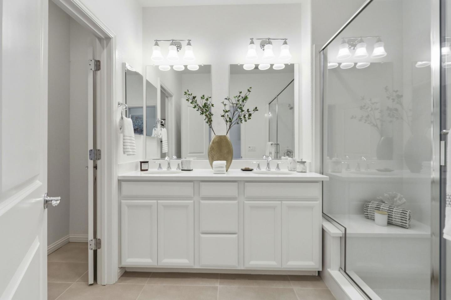 Detail Gallery Image 29 of 41 For 2580 Gimelli Way, San Jose,  CA 95133 - 3 Beds | 3 Baths