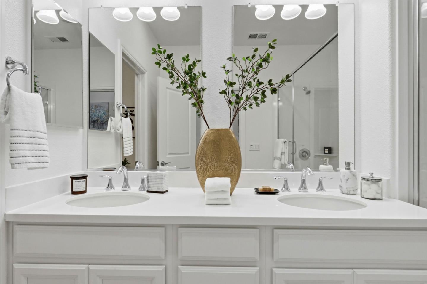 Detail Gallery Image 32 of 41 For 2580 Gimelli Way, San Jose,  CA 95133 - 3 Beds | 3 Baths