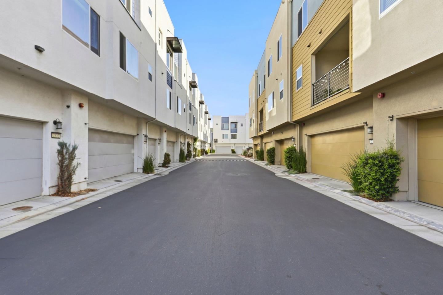 Detail Gallery Image 36 of 41 For 2580 Gimelli Way, San Jose,  CA 95133 - 3 Beds | 3 Baths