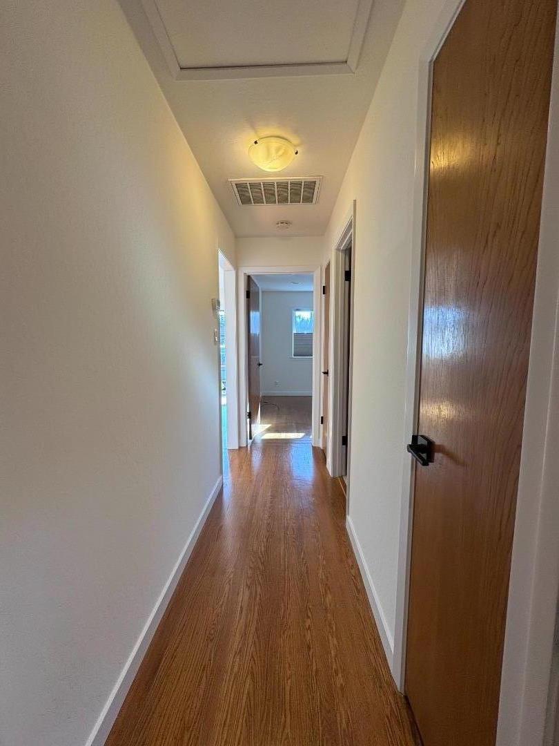 Detail Gallery Image 10 of 16 For Hawes Ct, Redwood City,  CA 94061 - 2 Beds | 1 Baths