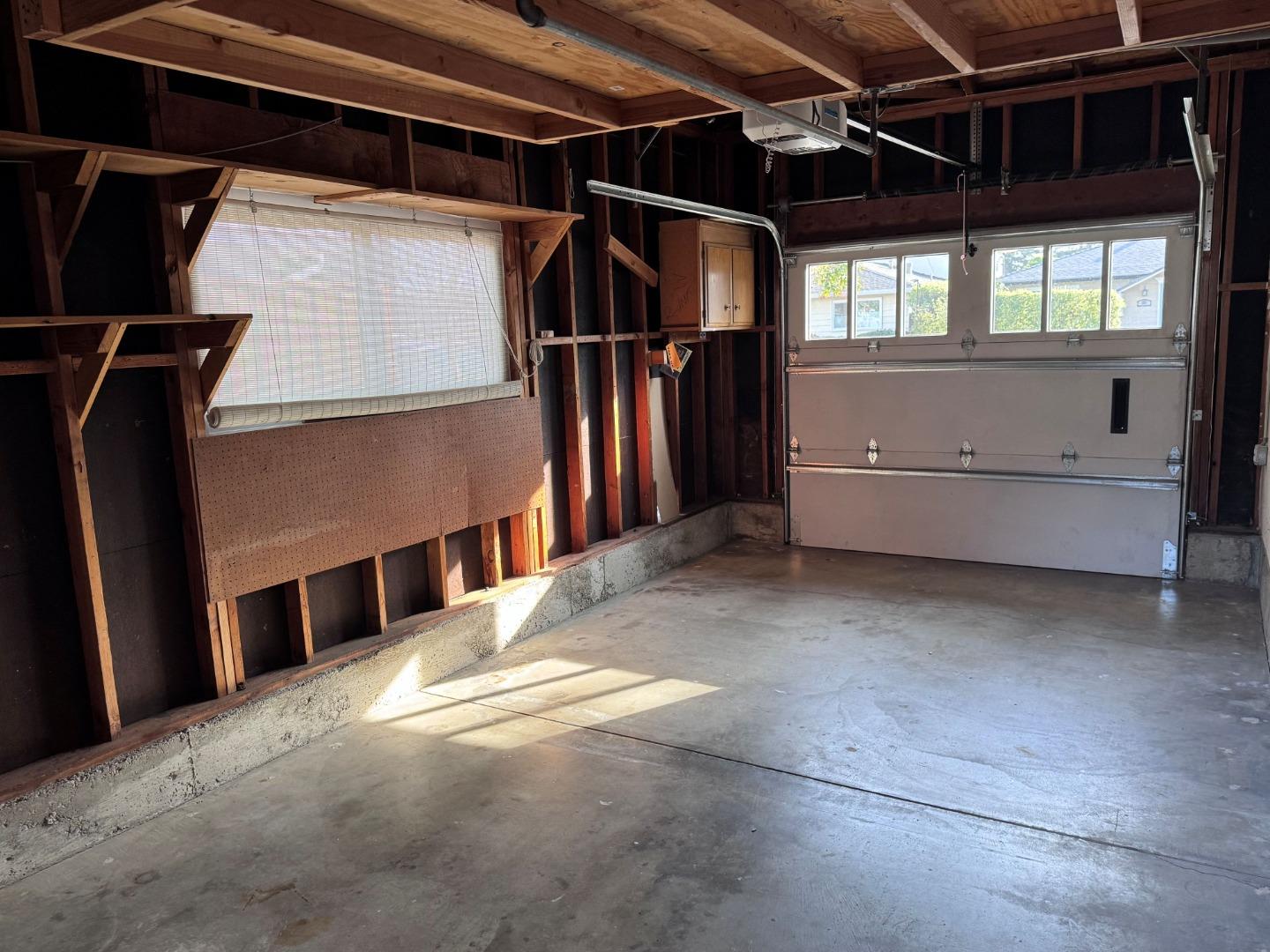 Detail Gallery Image 15 of 16 For Hawes Ct, Redwood City,  CA 94061 - 2 Beds | 1 Baths