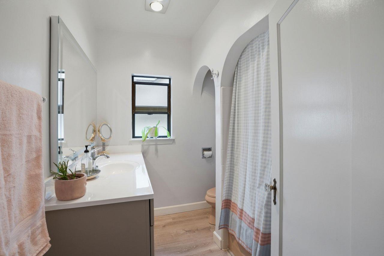 Detail Gallery Image 16 of 22 For 333 Hawthorne St, Salinas,  CA 93901 - 3 Beds | 2 Baths