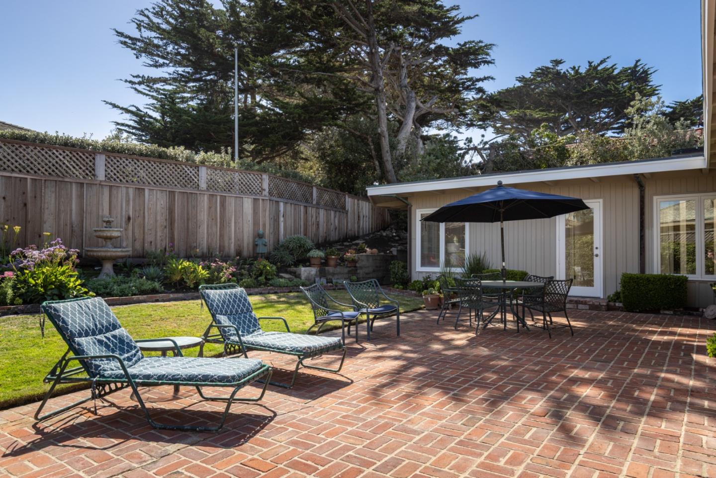 Detail Gallery Image 12 of 30 For 26177 Scenic Rd, Carmel,  CA 93923 - 3 Beds | 2 Baths