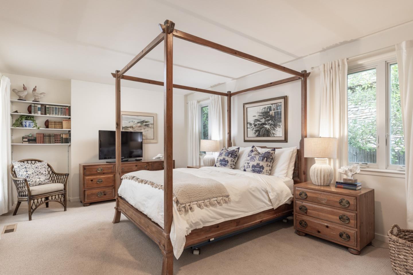 Detail Gallery Image 22 of 30 For 26177 Scenic Rd, Carmel,  CA 93923 - 3 Beds | 2 Baths