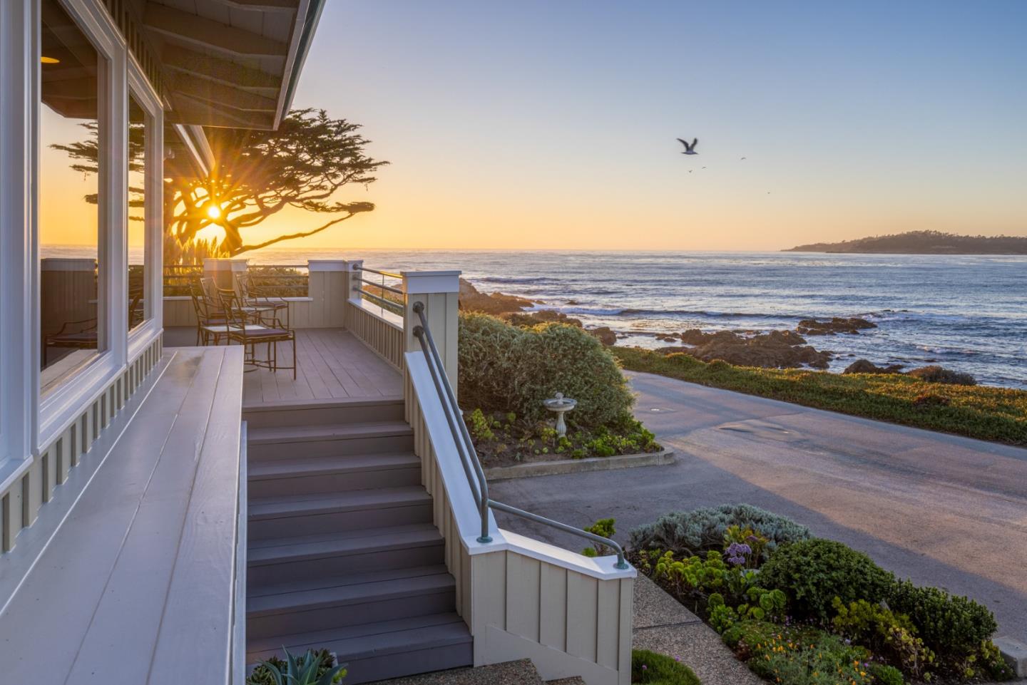 Detail Gallery Image 3 of 30 For 26177 Scenic Rd, Carmel,  CA 93923 - 3 Beds | 2 Baths