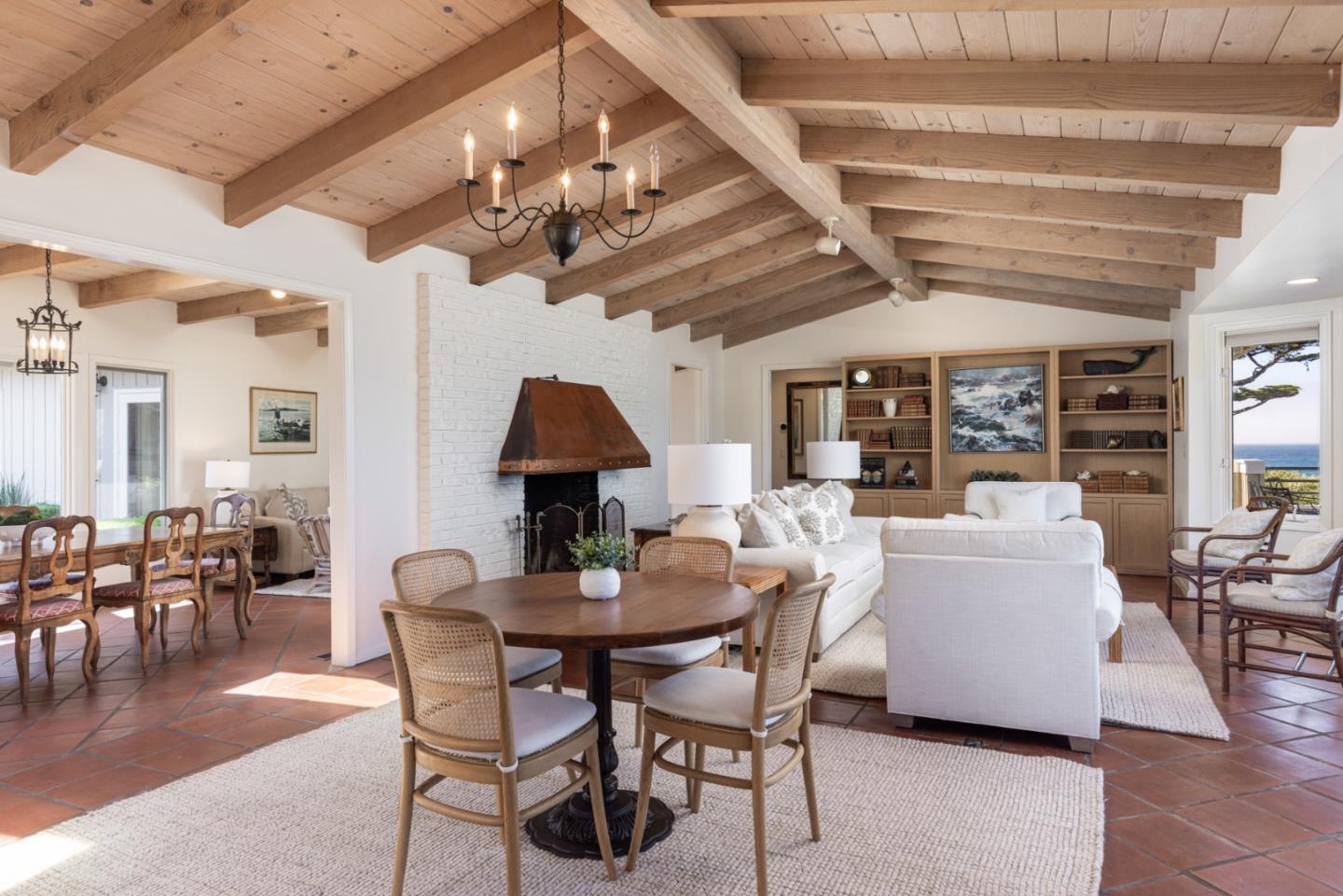 Detail Gallery Image 9 of 30 For 26177 Scenic Rd, Carmel,  CA 93923 - 3 Beds | 2 Baths