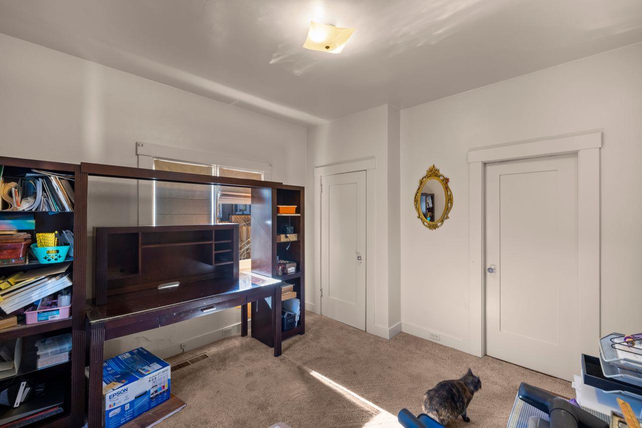 Detail Gallery Image 21 of 38 For 851 Laurel Ave, Pacific Grove,  CA 93950 - 3 Beds | 1 Baths