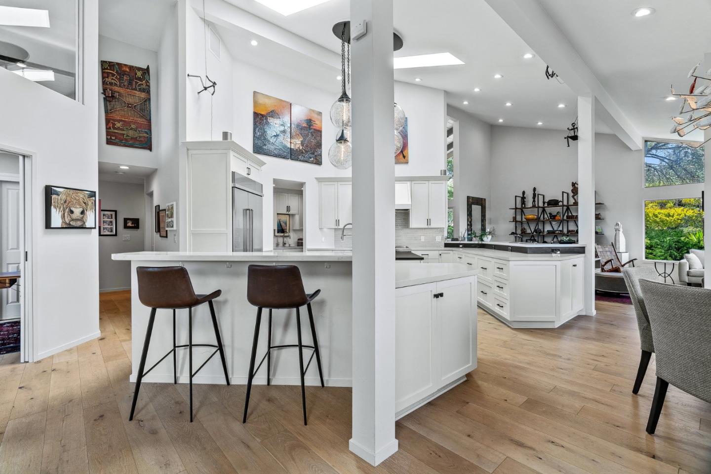 Detail Gallery Image 14 of 54 For 21 Kite Hill Rd, Santa Cruz,  CA 95060 - 3 Beds | 3/1 Baths