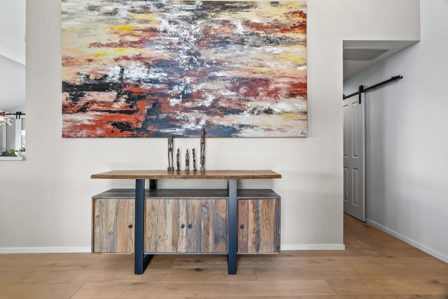 Detail Gallery Image 8 of 54 For 21 Kite Hill Rd, Santa Cruz,  CA 95060 - 3 Beds | 3/1 Baths