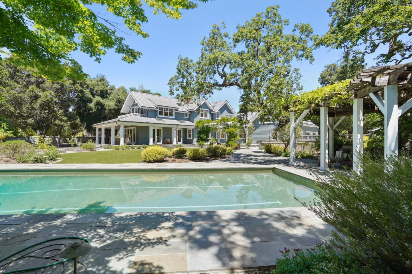 Detail Gallery Image 10 of 12 For 42 Camino Por Los Arboles, Atherton,  CA 94027 - 5 Beds | 3/2 Baths