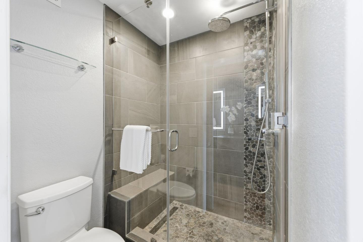 Detail Gallery Image 21 of 63 For 158 Treeview Dr, Daly City,  CA 94014 - 3 Beds | 2/1 Baths