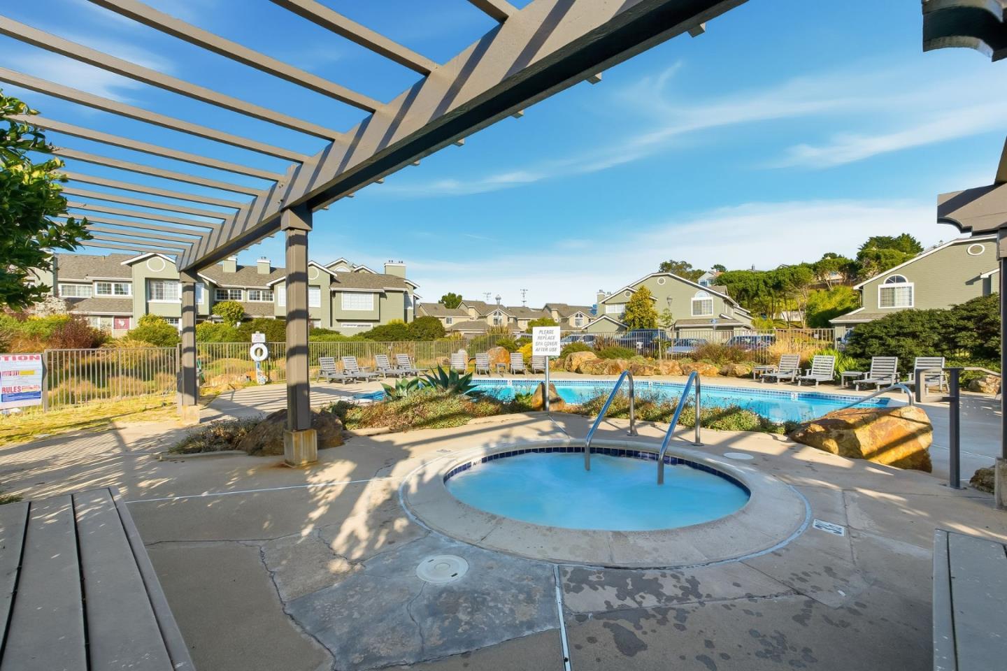 Detail Gallery Image 40 of 63 For 158 Treeview Dr, Daly City,  CA 94014 - 3 Beds | 2/1 Baths