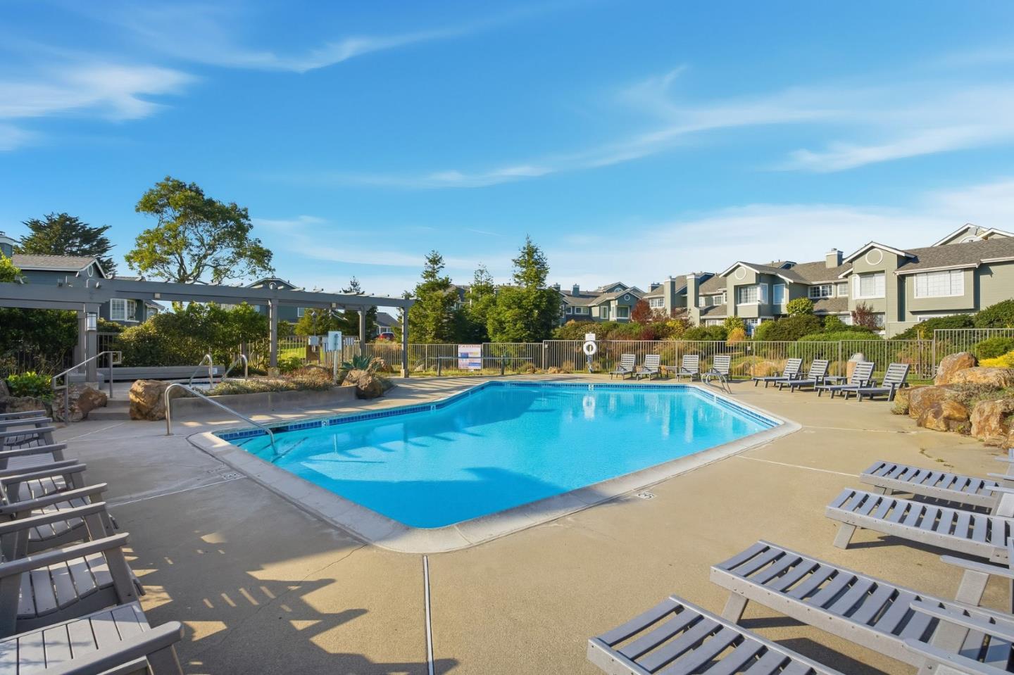 Detail Gallery Image 44 of 63 For 158 Treeview Dr, Daly City,  CA 94014 - 3 Beds | 2/1 Baths