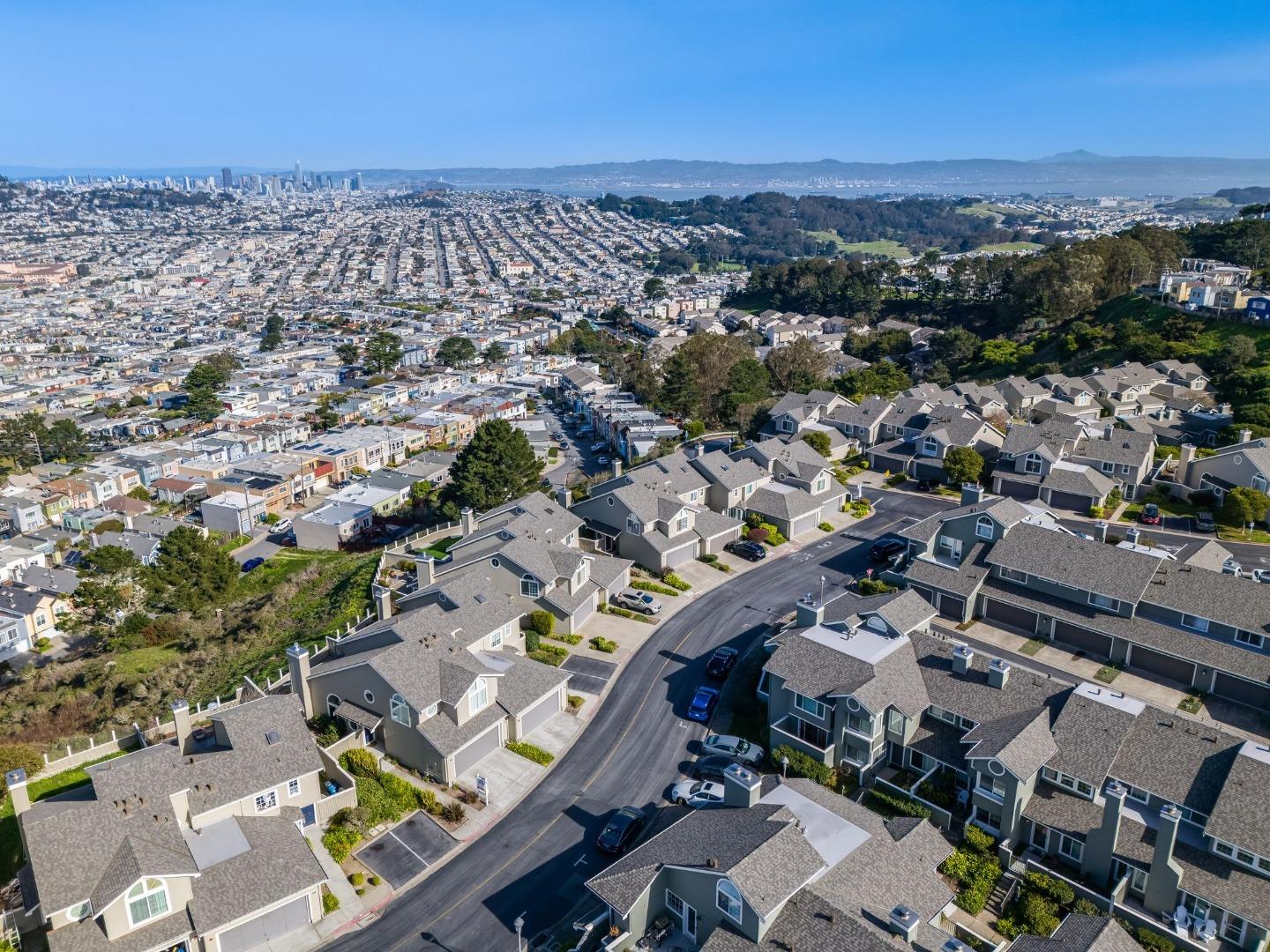 Detail Gallery Image 51 of 63 For 158 Treeview Dr, Daly City,  CA 94014 - 3 Beds | 2/1 Baths