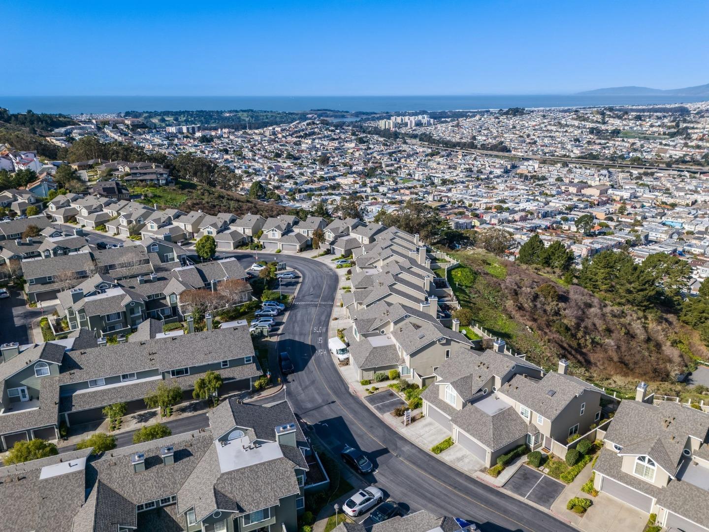 Detail Gallery Image 52 of 63 For 158 Treeview Dr, Daly City,  CA 94014 - 3 Beds | 2/1 Baths