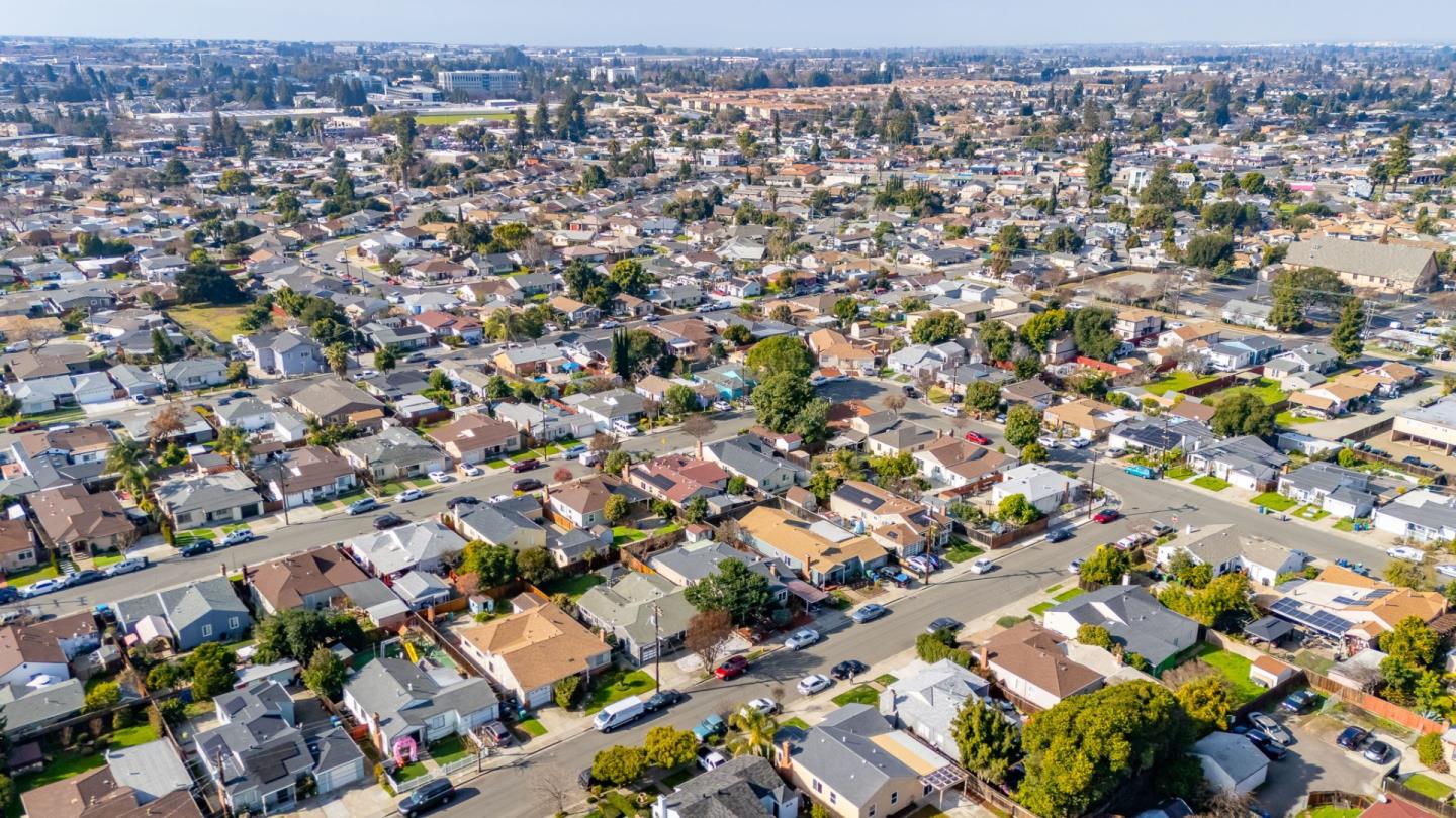 Detail Gallery Image 41 of 43 For 24675 Joanne St, Hayward,  CA 94544 - 4 Beds | 3 Baths