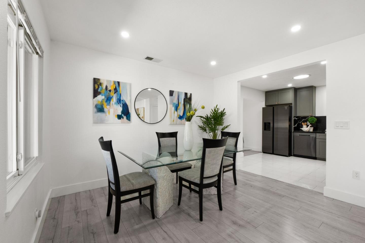 Detail Gallery Image 8 of 43 For 24675 Joanne St, Hayward,  CA 94544 - 4 Beds | 3 Baths