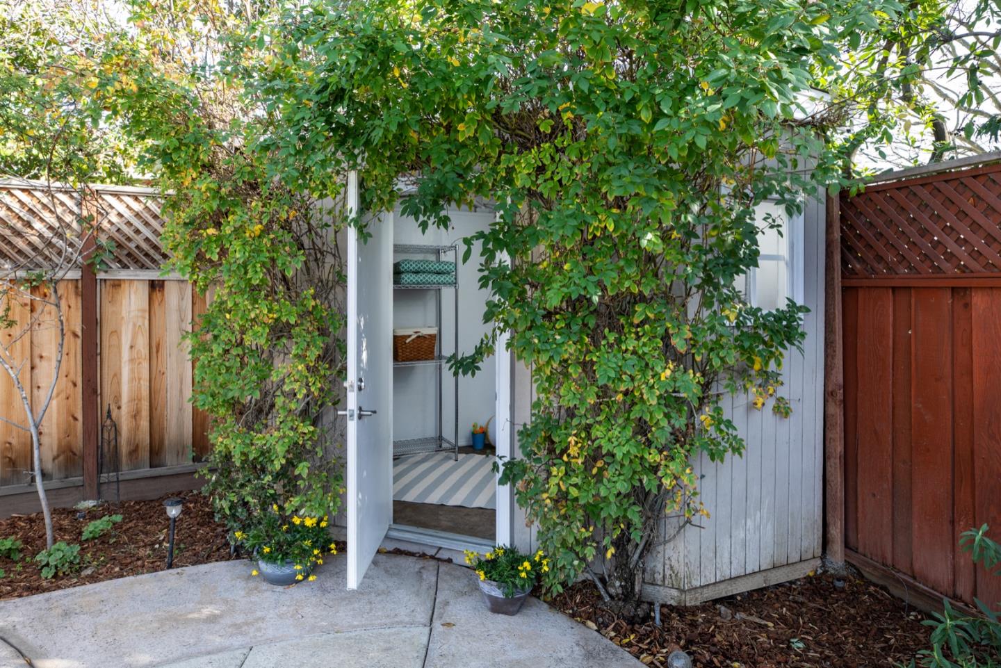 Detail Gallery Image 43 of 57 For 6812 Lazy River Way, San Jose,  CA 95120 - 4 Beds | 2/1 Baths