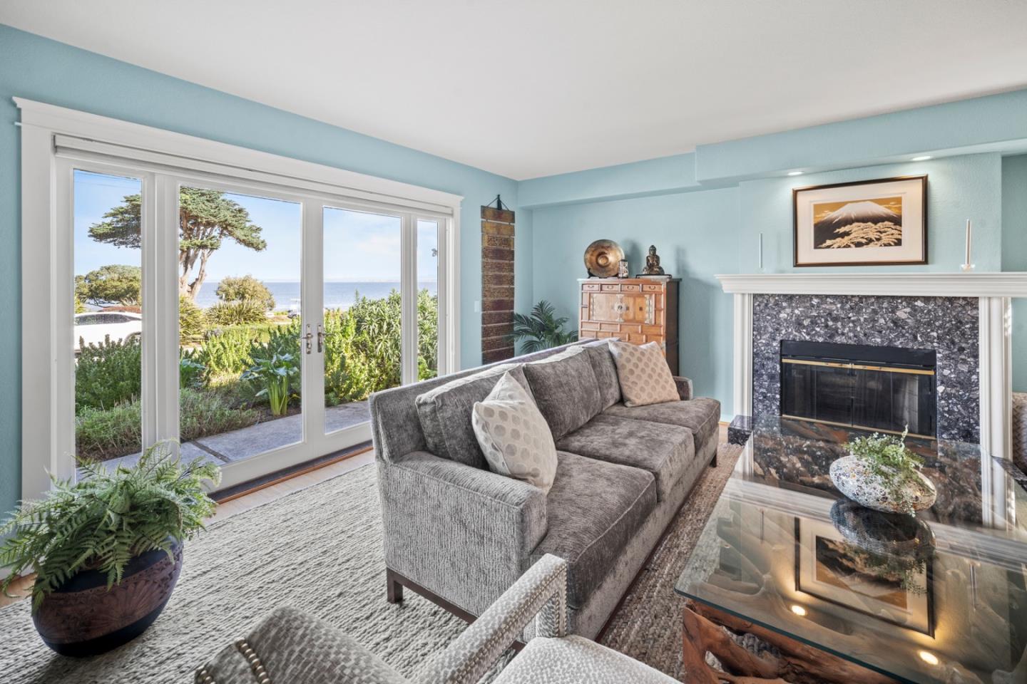 Detail Gallery Image 8 of 44 For 835 Seapalm Ave, Pacific Grove,  CA 93950 - 3 Beds | 3 Baths