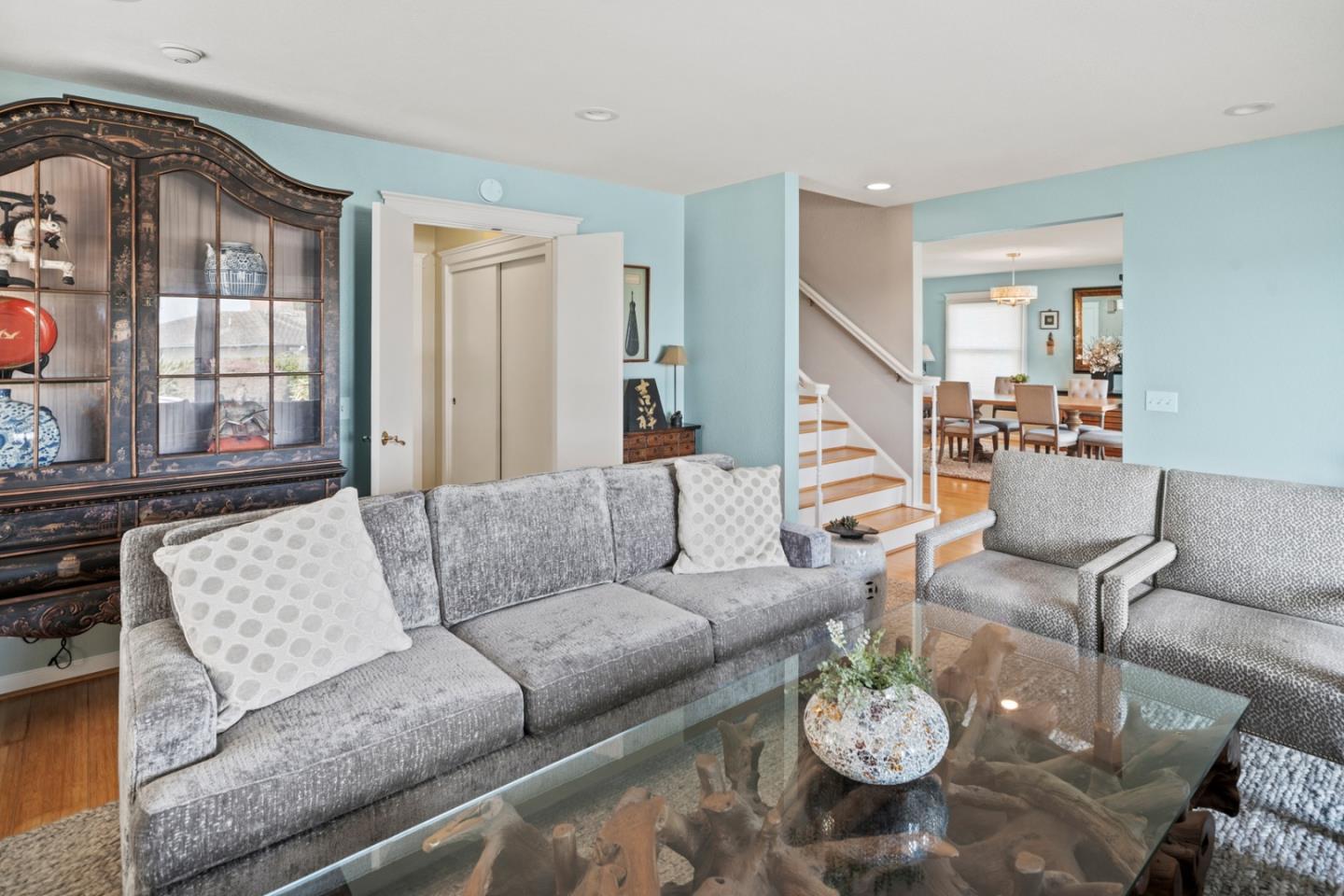 Detail Gallery Image 9 of 44 For 835 Seapalm Ave, Pacific Grove,  CA 93950 - 3 Beds | 3 Baths