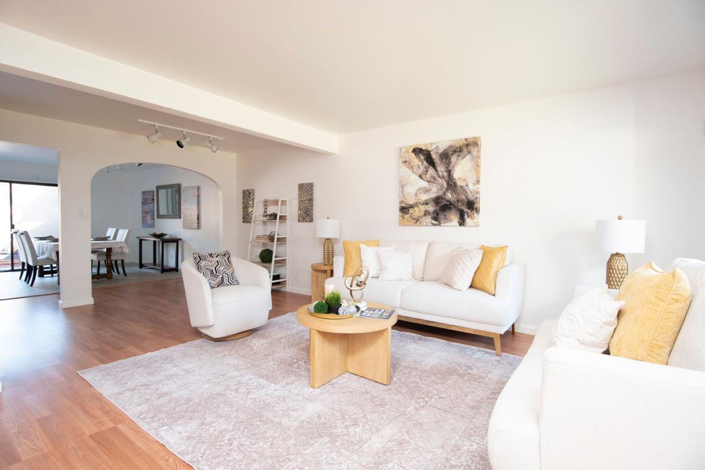 Detail Gallery Image 2 of 7 For 4618 Black River Ct, San Jose,  CA 95136 - 4 Beds | 2/1 Baths