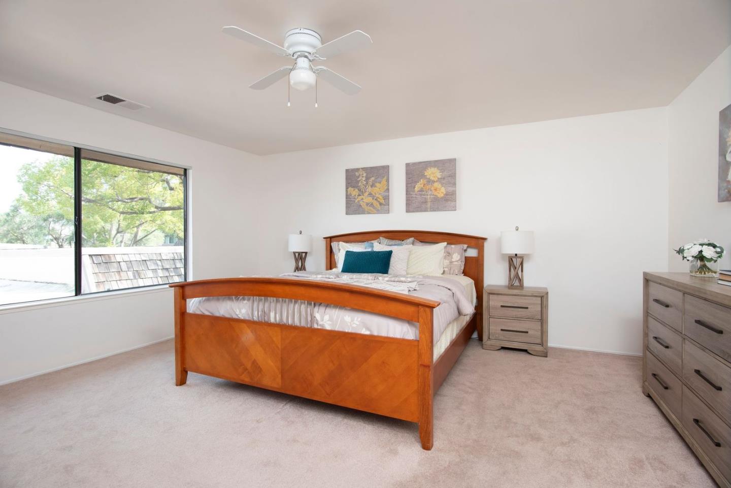 Detail Gallery Image 4 of 7 For 4618 Black River Ct, San Jose,  CA 95136 - 4 Beds | 2/1 Baths